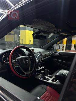 جیپ گراند شیرۆکی